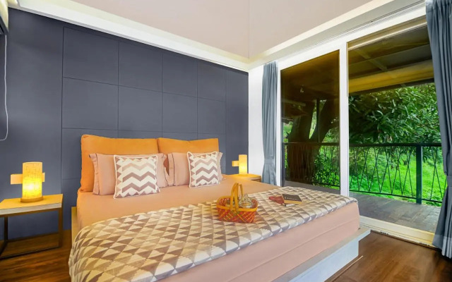 SaffronStays Verandah by the Valley