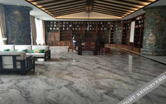 Shenjun Fengqing Hot Spring Hotel