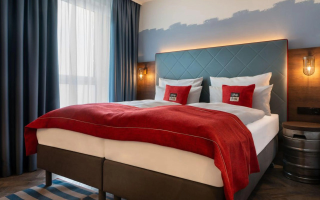 Holiday Inn - the niu, Keg Hamburg Ost by IHG
