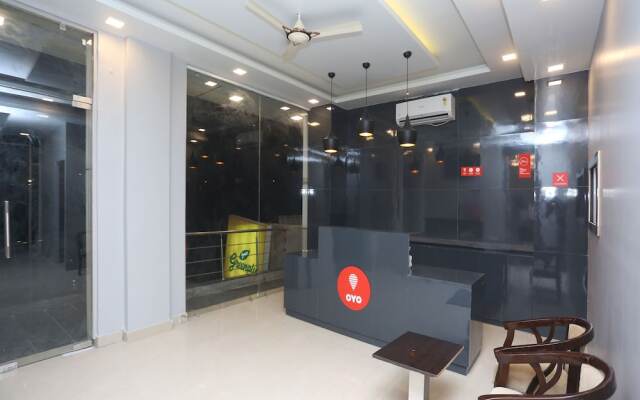 OYO 12807 Amaira Hotel and Banquets