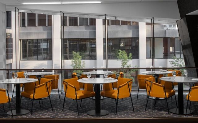 Courtyard By Marriott Calgary Downtown