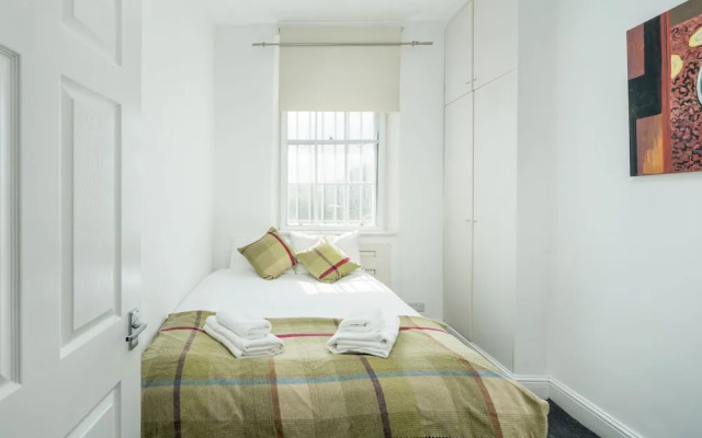 Altido Exceptional 1 Bed Flat In Chelsea