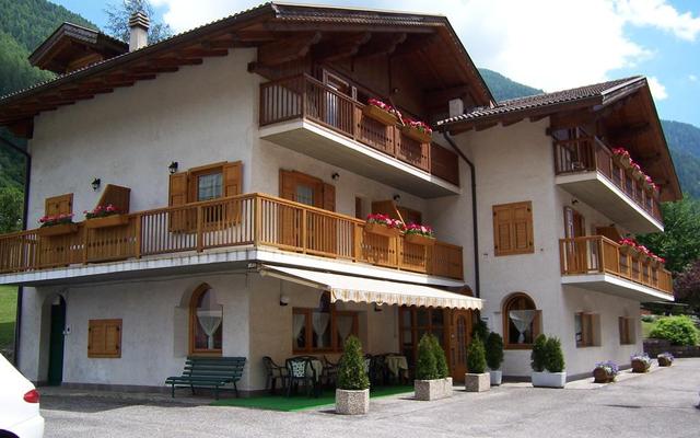 Alpen Hotel Rabbi