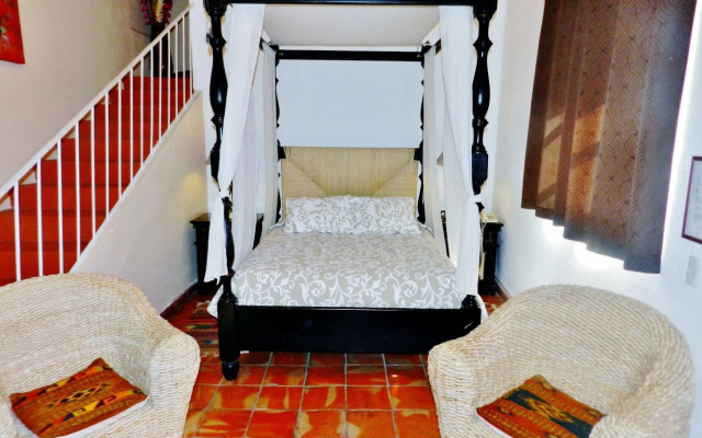 Hotel Rosa Morada