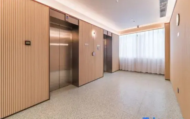 Orange Hotel (Qingyuan Yingde Branch)
