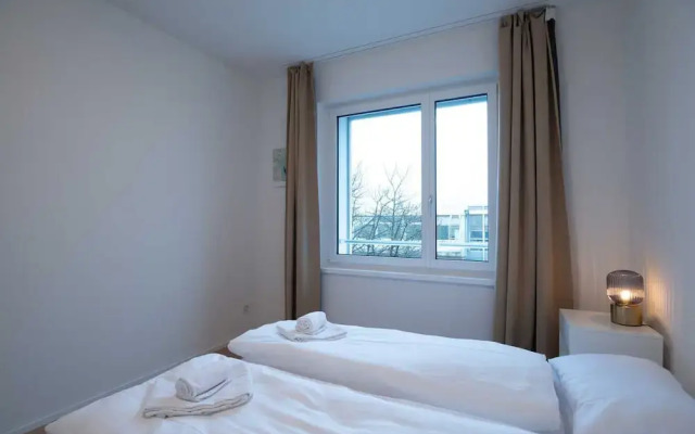 Hitrental Letzigrund Apartments