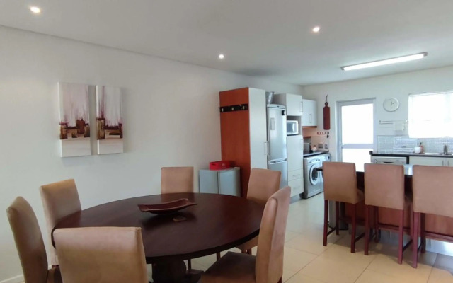 The Bella - 6 Sleeper - Sea Views Pool & Patio