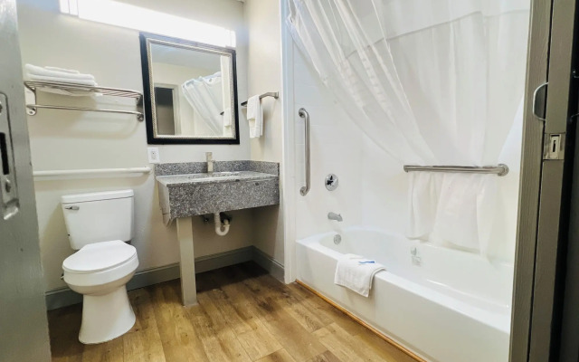 Rosewood Inn By OYO Union City I-69