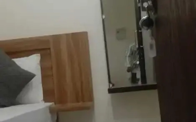 Om Guest House Lucknow