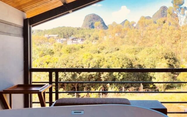 Floral Hotel Yangshuo Gongxingshe