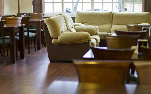 Hotel As Areas II