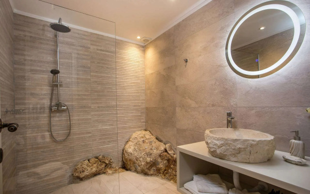 Bliss Luxury Residences
