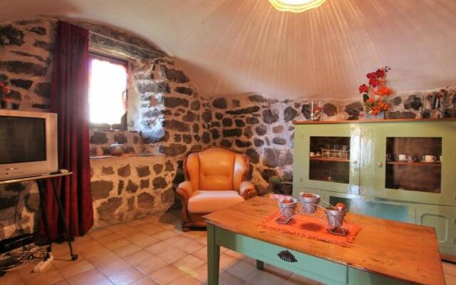 Gîte Lantriac, 3 pièces, 4 personnes - FR-1-582-141