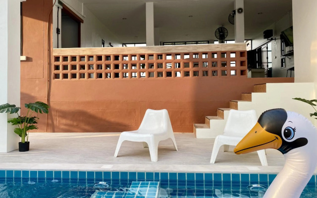 Maerim Villa & Pool