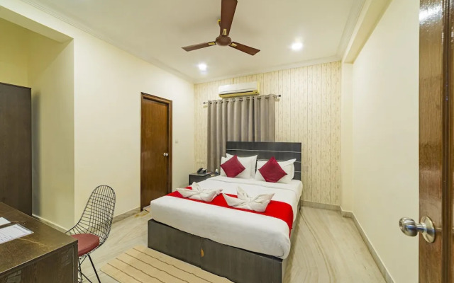 At Home Apartment Hotel