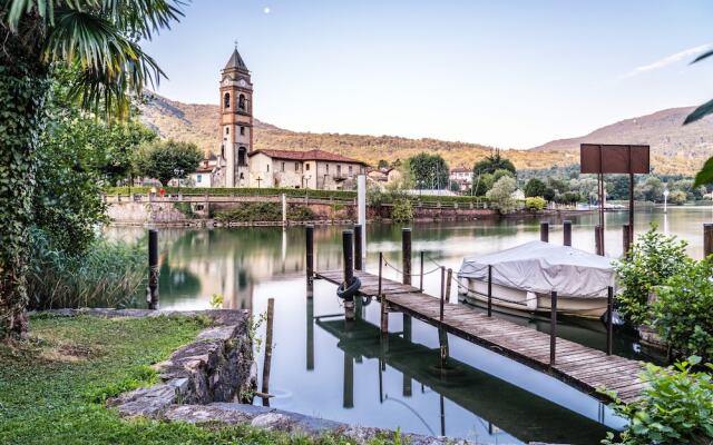 Al Pontile Di Caslano