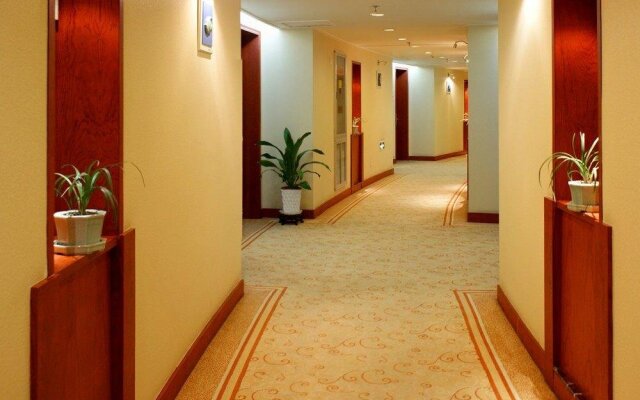 Longquan Sunny Hotel