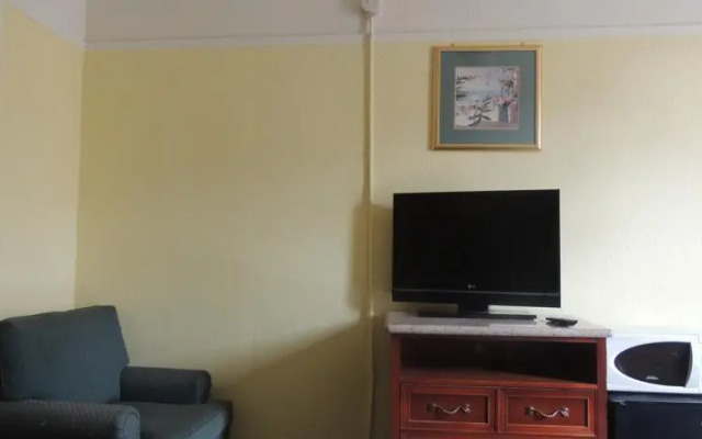 Royal Inn Hotel