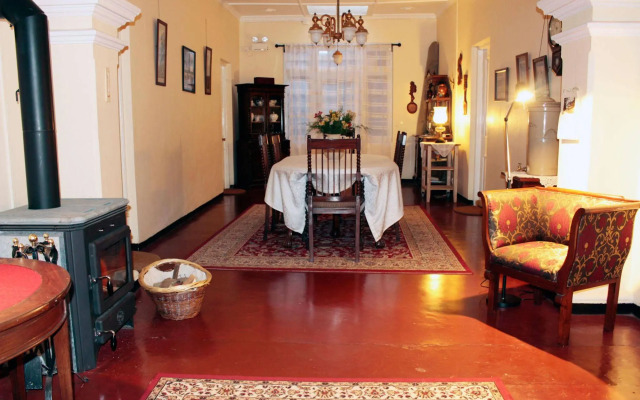 Senani Colonial Holiday Bungalow