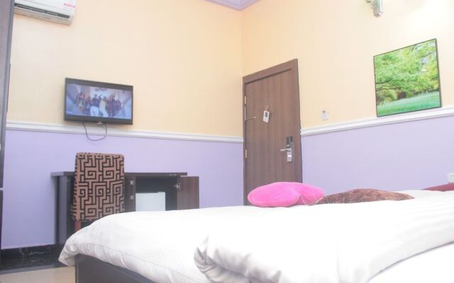 Titanic View Hotel & Suites Ltd