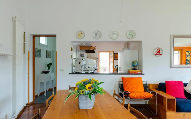 ALTIDO Splendid House w/Garden & Green Hills View