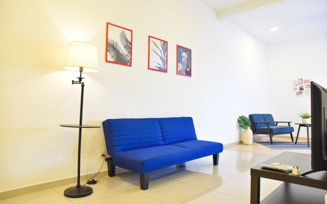 GT Home Encorp Strand Residence