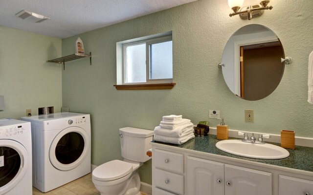 Ravenna Urban Farm Studio Apartment