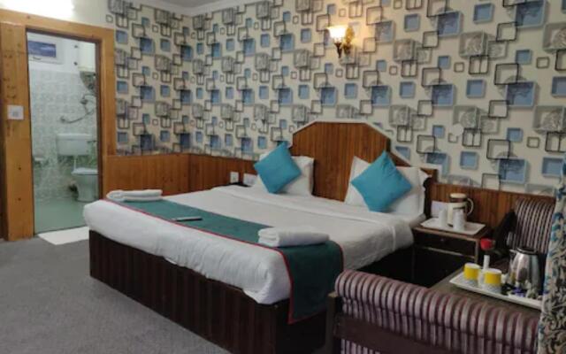 Goroomgo Elena Aastha Regency Manali