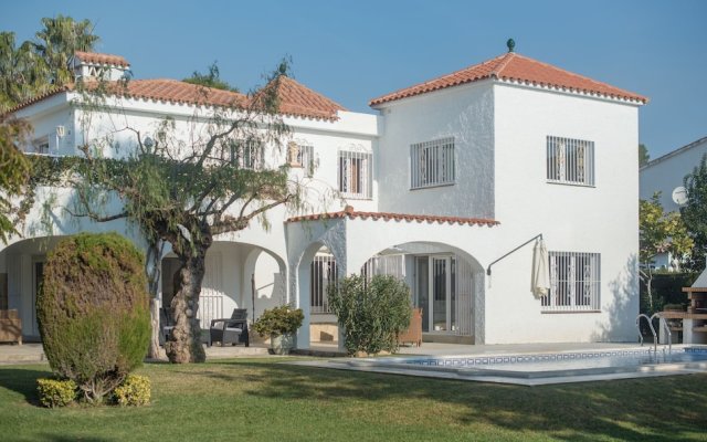 Villa 50m from the beach in Cambrils TH 11