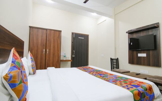 Fabhotel Gg Residency