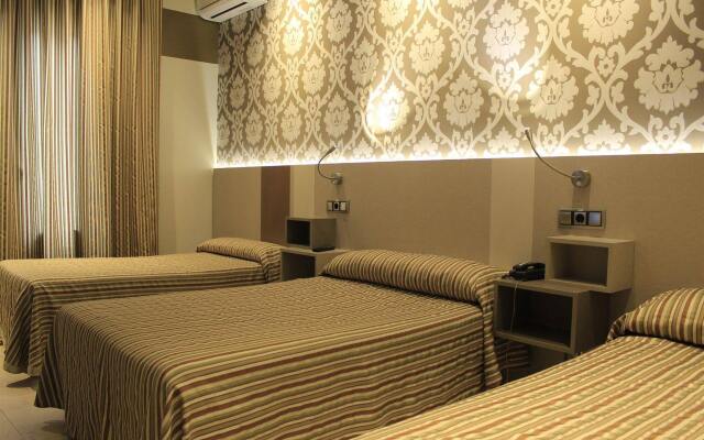 Hostal Atocha Almudena Martin