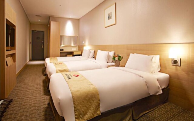 Hotel Skypark Central Myeongdong