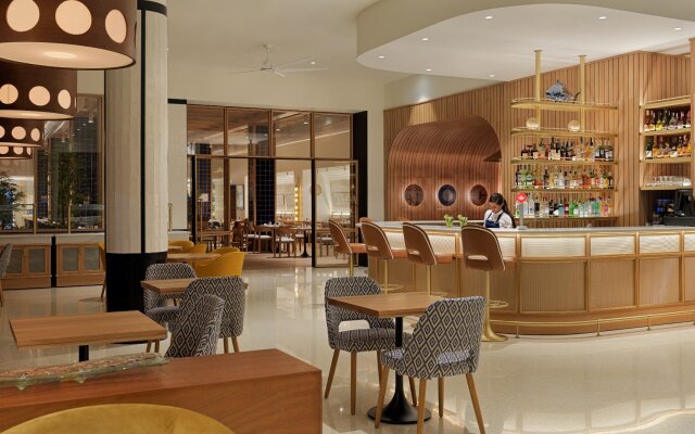 H10 Porto Poniente Hotel