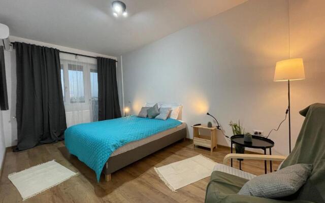 Luxury Q Residence near Palas Mall