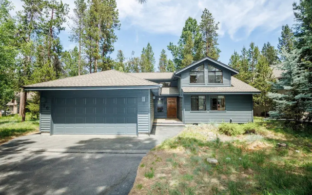 Blue Goose 16 4 Bedroom Home