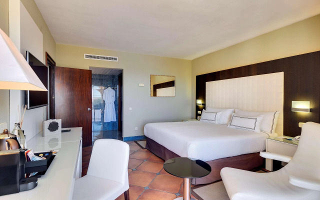 Meliá Zahara Resort & Villas