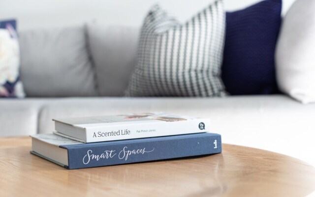 The Surry Apartments by Urban Rest