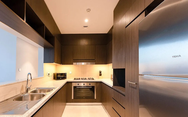 KeyOne - 3BR with Maids in Downtown Views