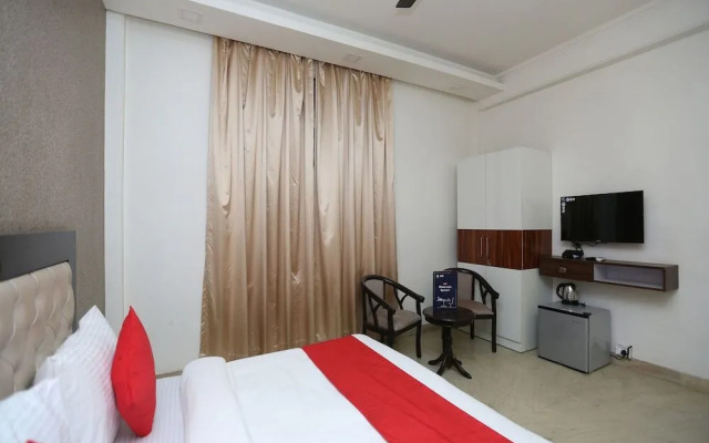 The Destiny Inn by OYO Rooms