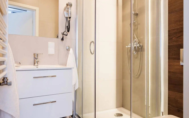 Platinia Apartments