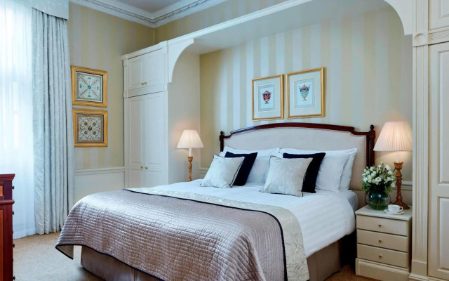47 Park Street - Grand Residences by Marriott