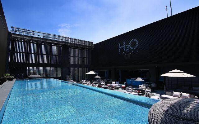 H2O Hotel