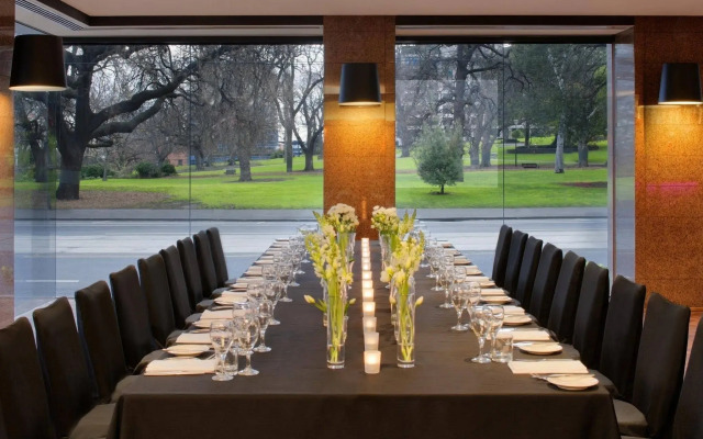 Flagstaff Gardens Hotel Melbourne