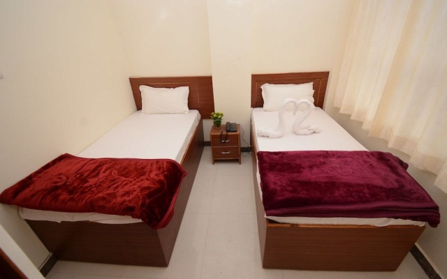 Hotel Kashi Khand