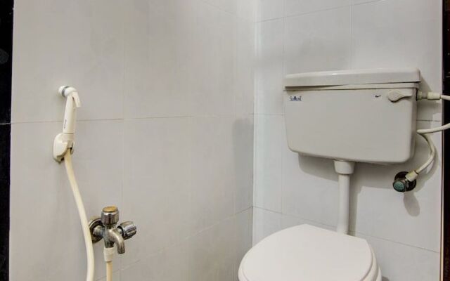 OYO 24044 Appledoor Service Apartment
