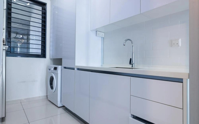 13a-Georgetown Beacon Executive Suites #Infinity Pool