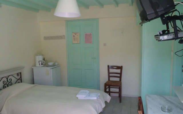 Studios and Suites Rania