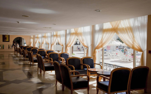 Hotel Dar Khayam