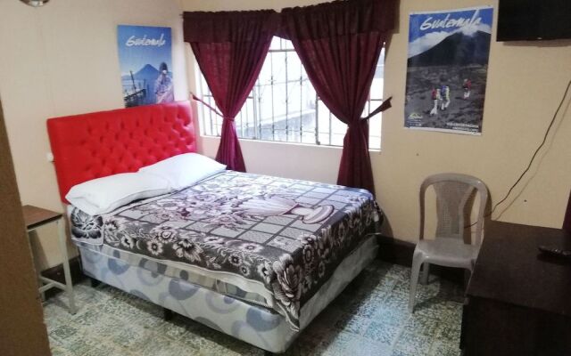 Hotel Estacion Gerona Bed & Breakfast