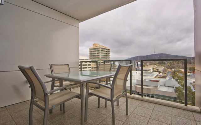 Accommodate Canberra - The Avenue